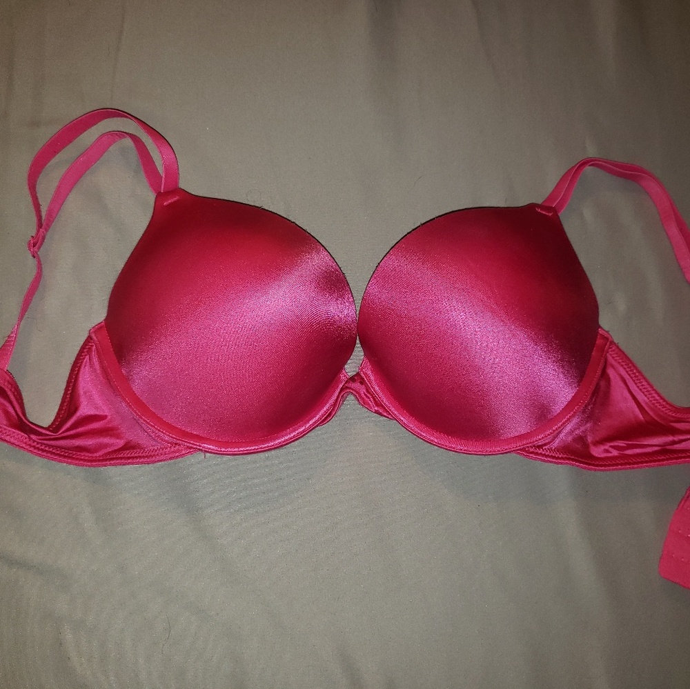 Hot pink bombshell bra